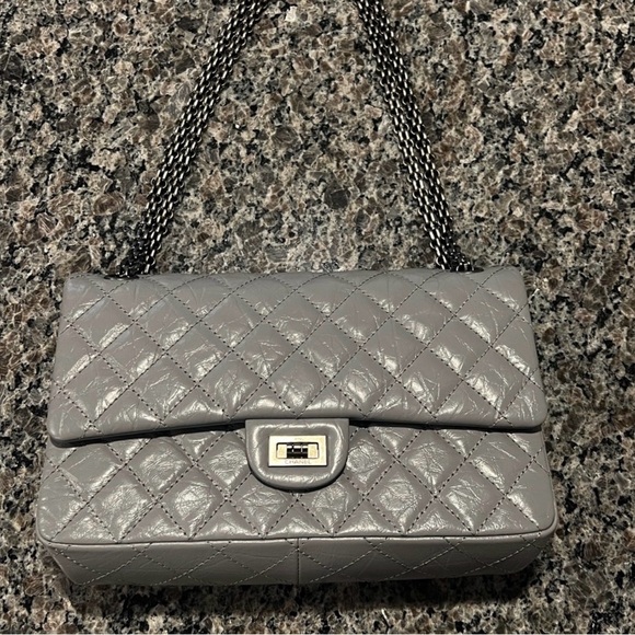 Medium Reissue Style - Picture 3 of 16